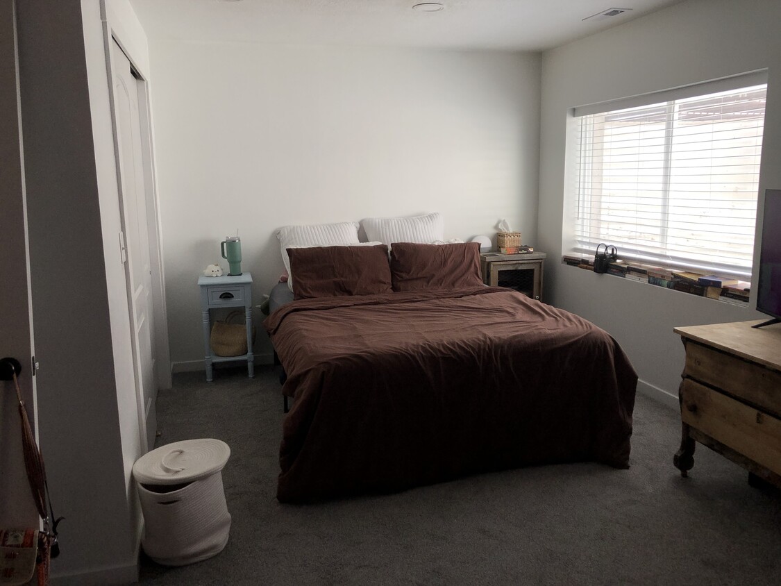 Primary Photo - 1553 N 3740 W
