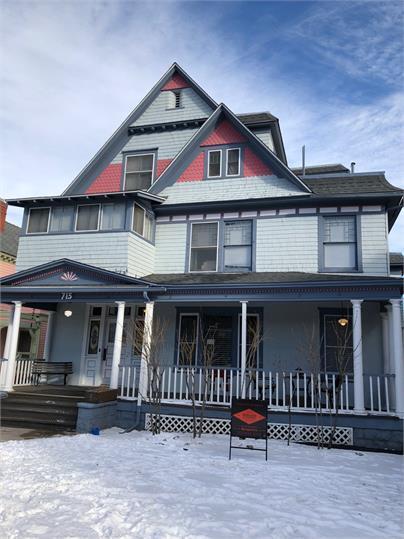Primary Photo - 715 N Nevada Ave
