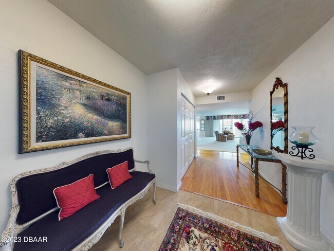 Foto del edificio - 1 John Anderson Dr