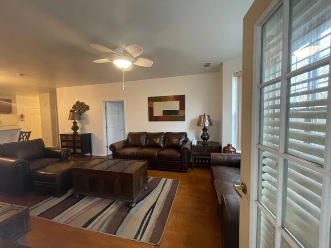 Building Photo - Condo unit 2BR 2 Baths 55+ and older
