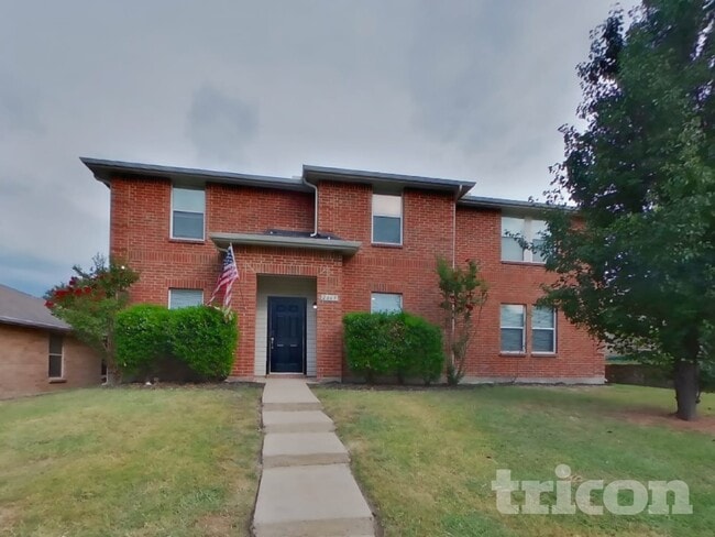 Building Photo - 2669 Bandera Pl