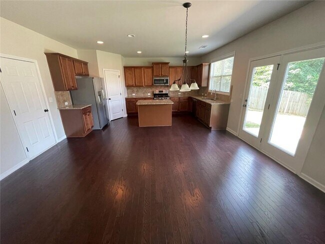 Building Photo - 4810 Haysboro Way