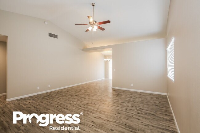 Building Photo - 5001 Chambliss Dr