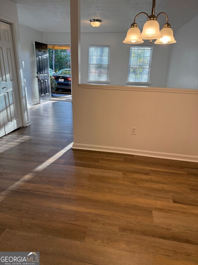 Foto del edificio - 132 Saine Dr SW