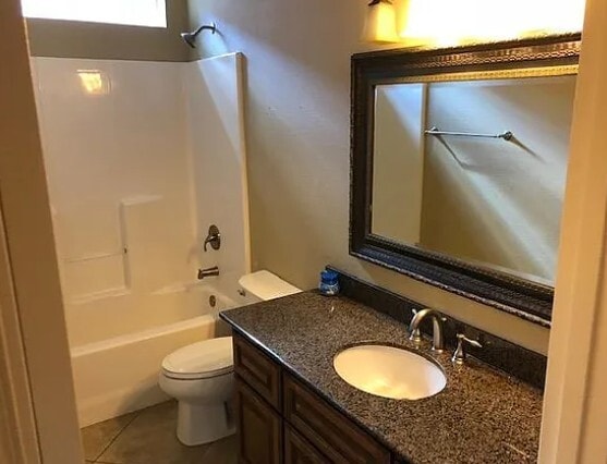 Building Photo - 118South