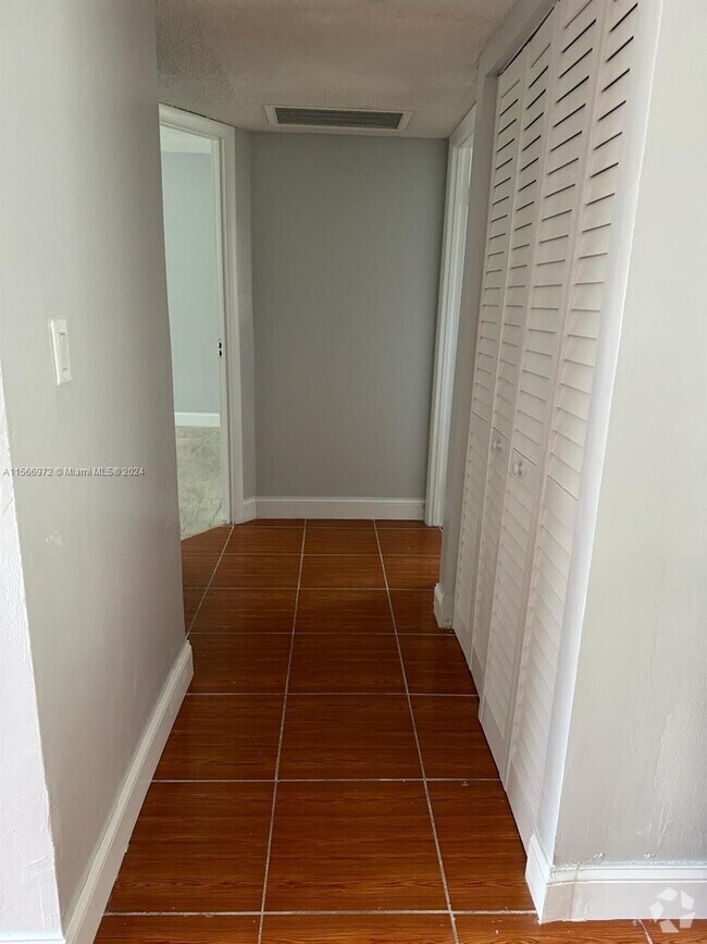 Lauderdale Lakes West Gate Apartments for Rent Lauderdale Lakes, FL