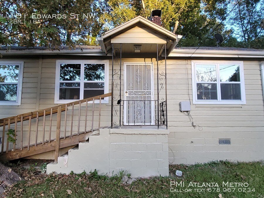 Primary Photo - Charming 2 Bedroom w/Bonus Room Near Downtown