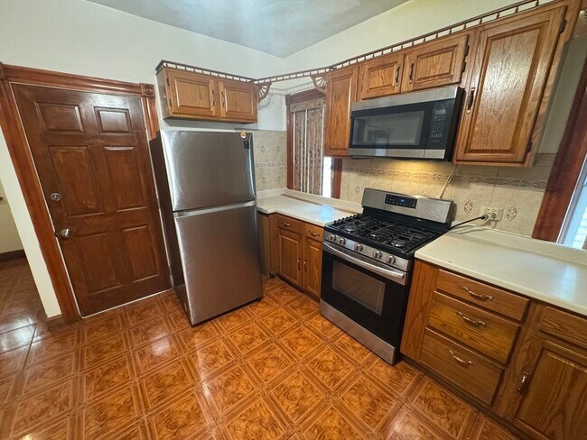 Foto del edificio - 374 Bowdoin St