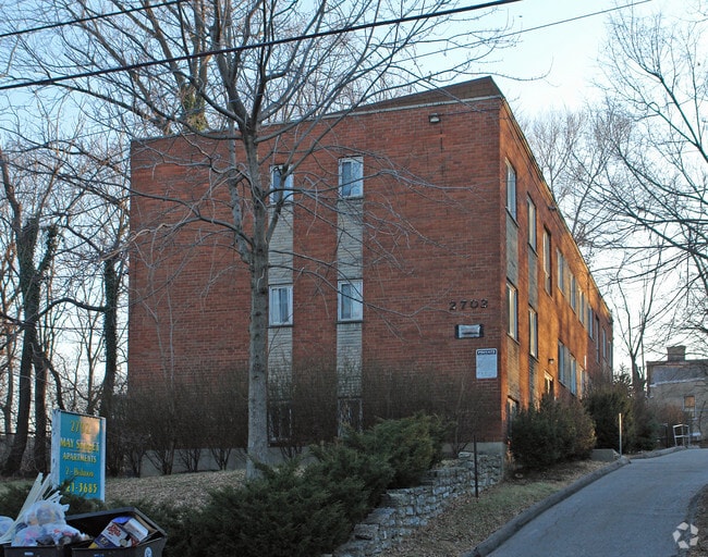 Building Photo - 2702 May St