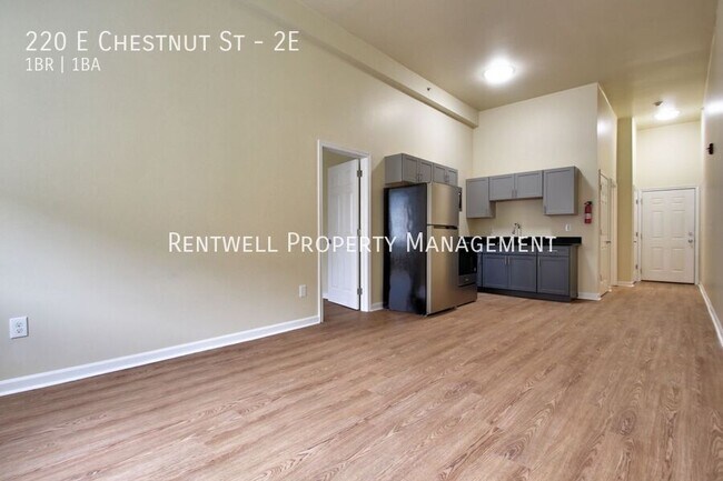 Foto del edificio - 220 E Chestnut St