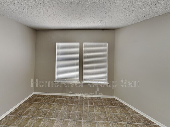 Building Photo - 10602 Horn Blvd