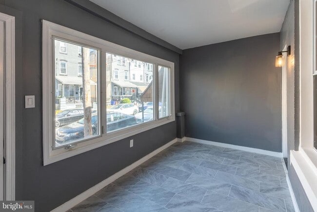 Building Photo - 34 N Paxon St
