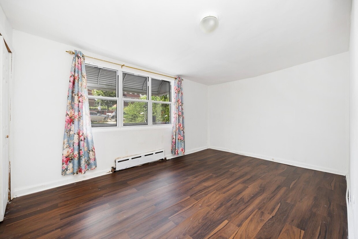 8708 Glenwood Rd Unit 1, Brooklyn, NY 11236 Room for Rent in Brooklyn