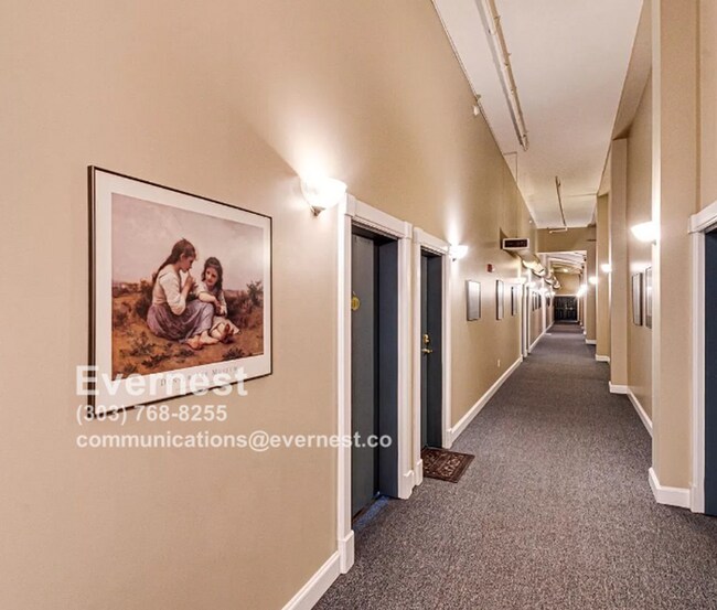 Building Photo - 1555 California St