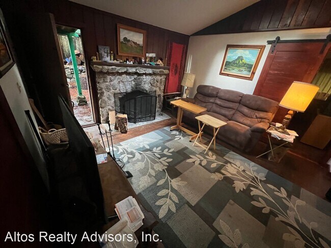 Building Photo - 4 br, 2 bath House - 14515 Big Basin Way