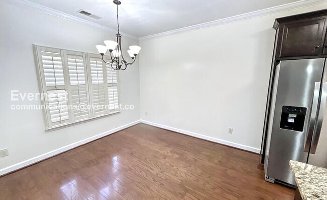 Foto del edificio - 281 Chapel Hill Trail