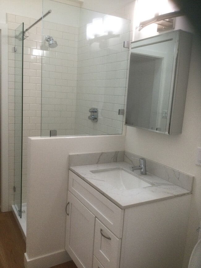 Photo - 1525 Ada St House