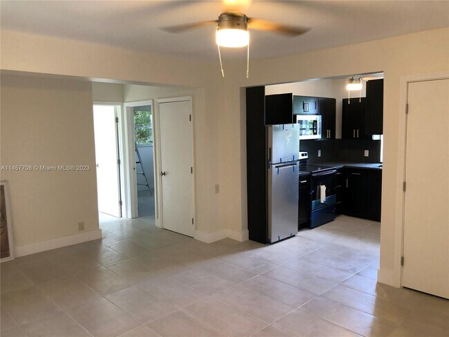 Foto del edificio - 719 SW 8th Ave