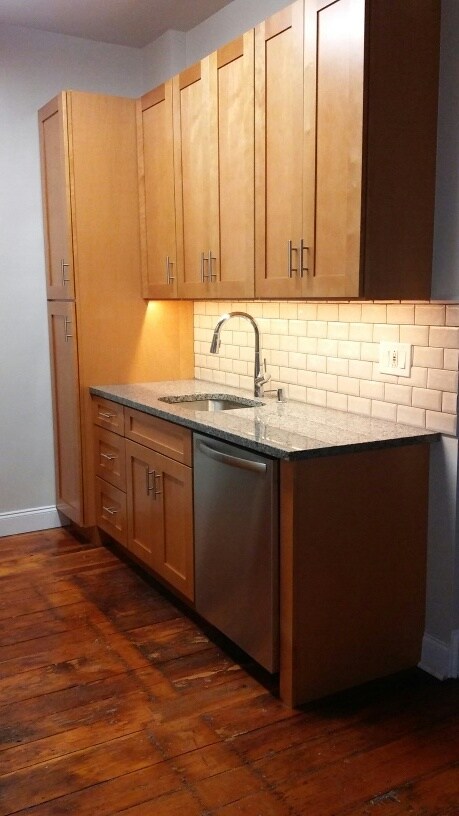 Foto del edificio - 719 Pine St