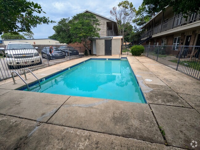 community pool - Stratford Square Apartments