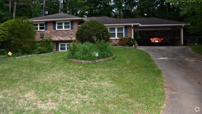 Building Photo - 3561 Montreal Way