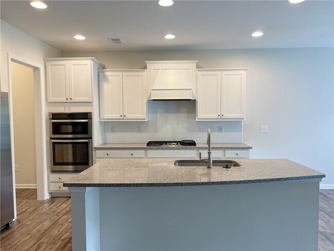 Foto del edificio - 459 Greyfield Dr