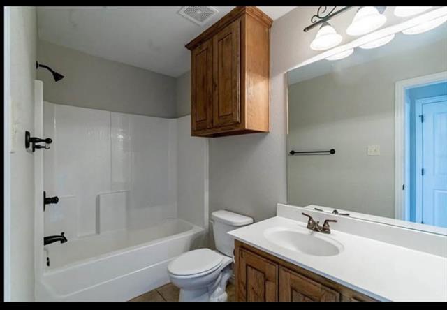 Building Photo - 1253 Newcastle Dr