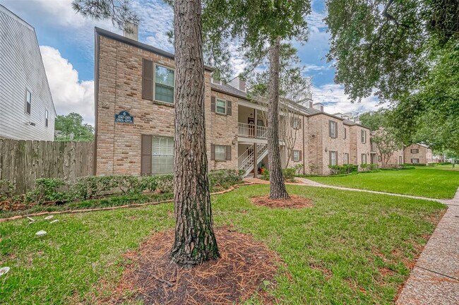 Foto del edificio - 12967 Trail Hollow Dr