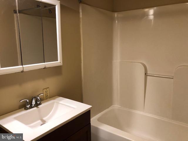 Foto del edificio - 812 Lamberton St