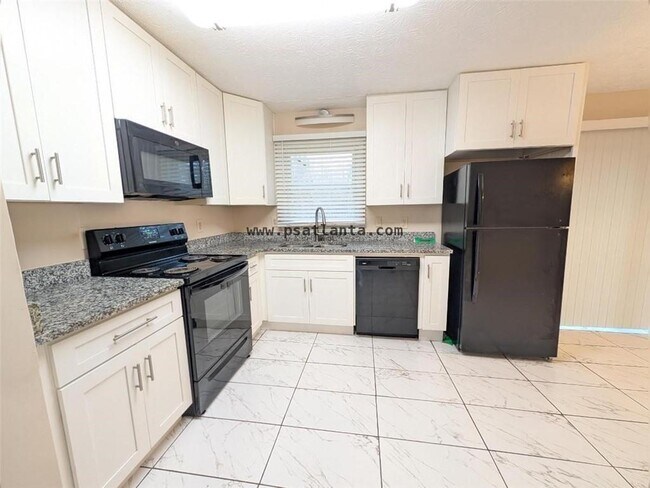 Foto del edificio - 525 Cedar Wood Ct SW