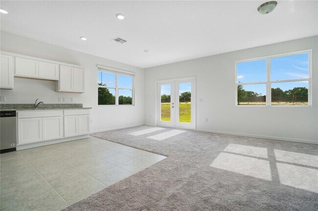 Building Photo - 1068 Appleton St