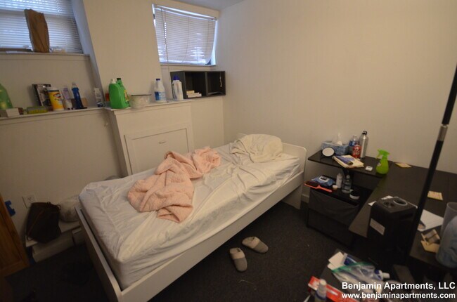 Building Photo - 776 Columbus Ave