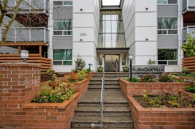 Building Photo - 10501 8th Ave NE