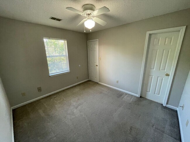 Building Photo - PRE-LEASING FOR AUGUST 2026!