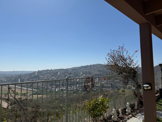 Building Photo - 10234 Valley Waters Dr