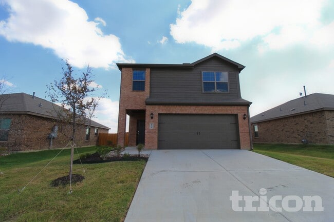 Building Photo - 824 Clark Dr