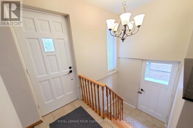 Building Photo - 76 Amesbury Dr