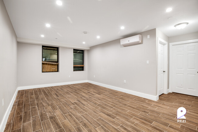 Foto del edificio - 1428 Franklin Ave