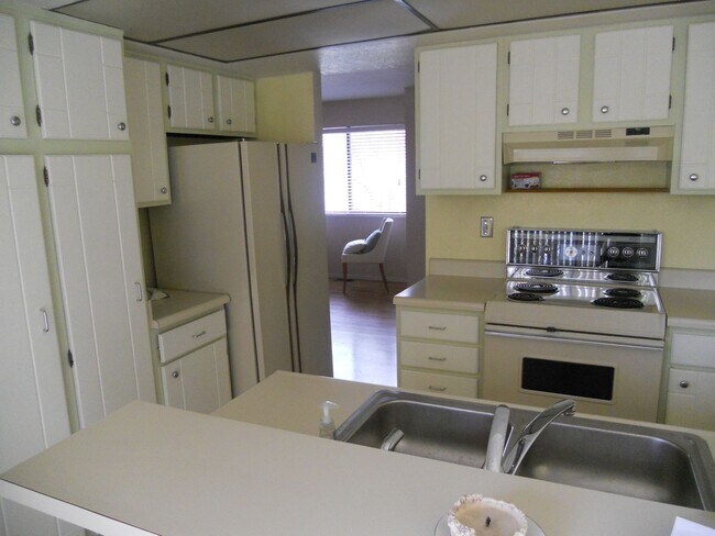 Foto del edificio - Townhome Available in Boulder
