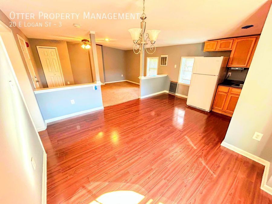 Primary Photo - 20 E Logan St