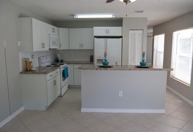 Foto del edificio - 6101 NW 44th Terrace