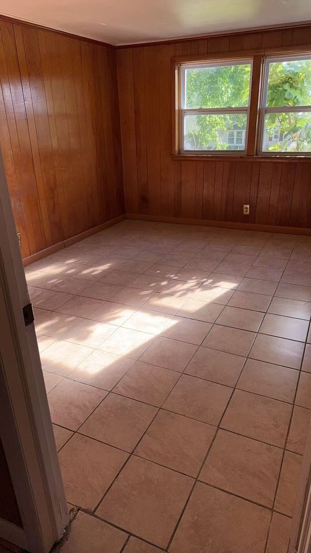 Foto del edificio - 3 Bedroom House Available for Immediate mo...
