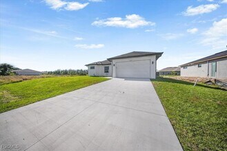 Building Photo - 1024 Halby Ave S