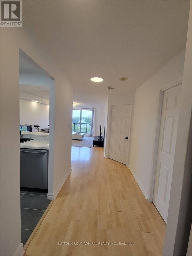 Photo du bâtiment - 298 Jarvis St