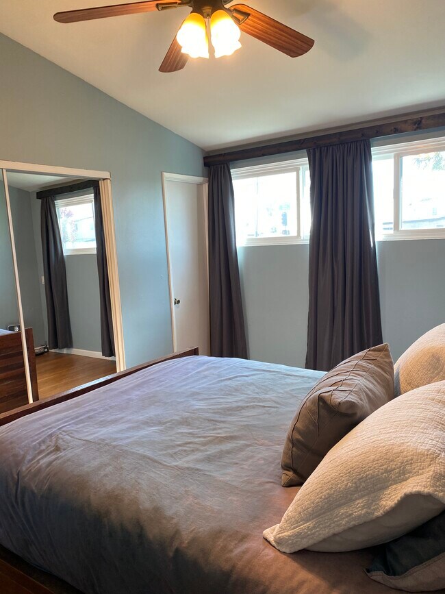 Building Photo - 9302 Fermi Ave