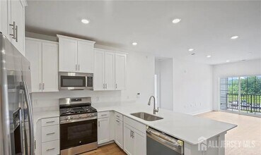 Building Photo - 28310 Radford Ct