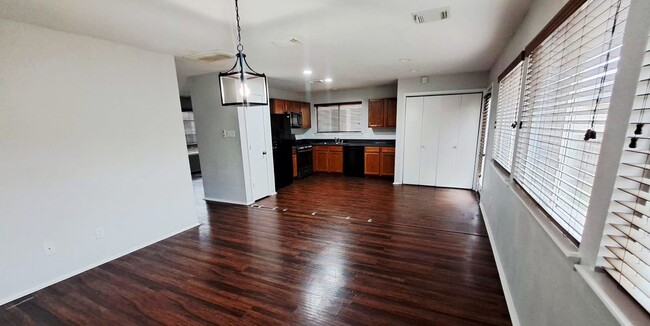 Building Photo - 955 Verde Trails Dr