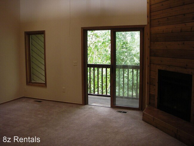 Building Photo - 4 br, 3.5 bath House - 2895 Springdale Lane