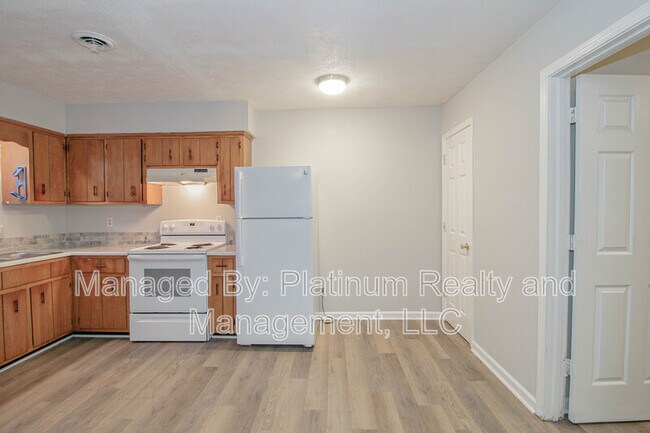 Building Photo - 23-423 Thompsonville Ln