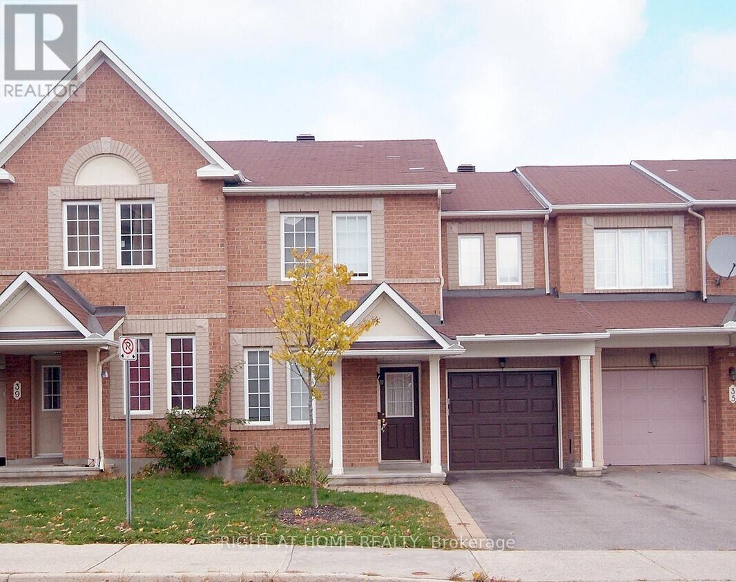 Photo principale - 37 Barnstone Dr